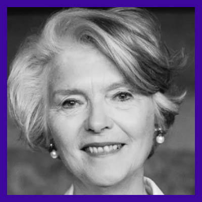 photo of Deirdre McQuillan